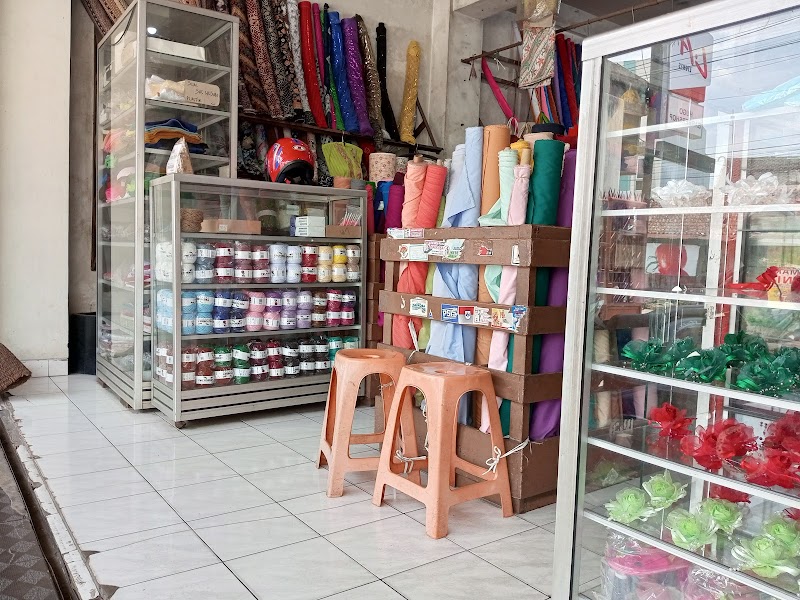 Warung Kopi di Jalan Ir Juanda: Saingan Rival Saat Citimall Datang